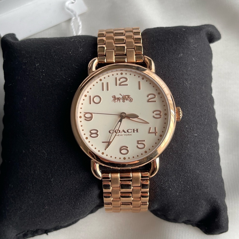 NWT Coach rose gold tone Delancy 36mm watch